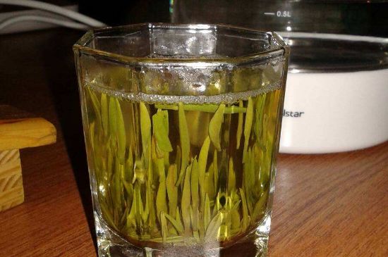冷泡茶用什么茶葉最好，什么樣的茶適合冷泡？