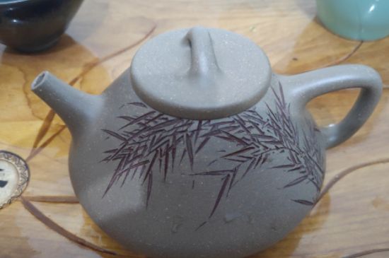 沖泡肉桂用紫砂壺還是蓋碗，武夷巖茶肉桂可以用紫砂壺沖泡嗎？