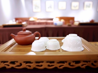 千萬別做兼職茶藝師，女人學(xué)茶藝好嗎？