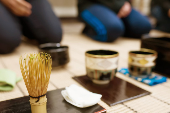 女人喝茶要行扣茶禮嗎，叩茶禮女士能用嗎？