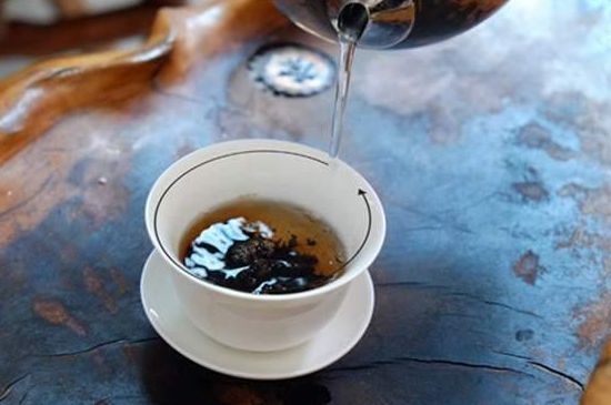 喝茶茶桌上的禮儀有哪些，泡茶待客十大禮儀不可不做！