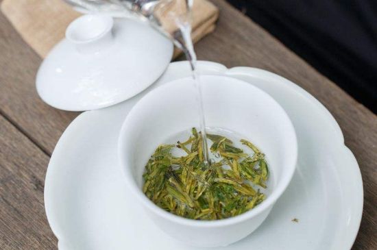 蒸茶和煮茶還有泡茶有什么區(qū)別，泡茶煮茶蒸茶哪個好喝？