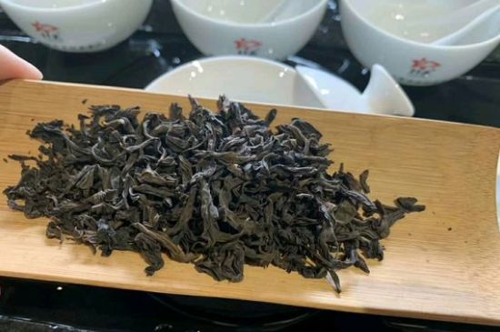 200一斤的茶葉算不算好，兩百一斤買的是中低檔茶