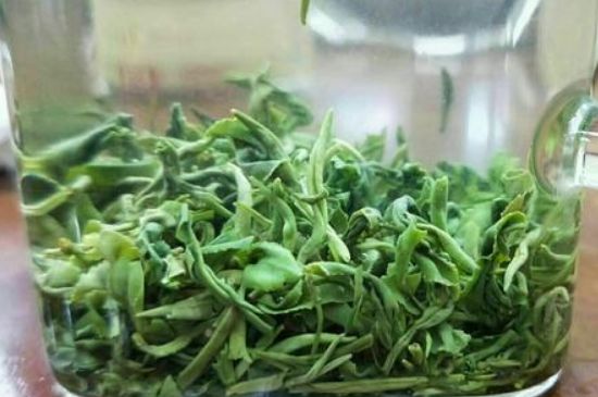 什么茶葉容易放香精，香精茶有什么危害？