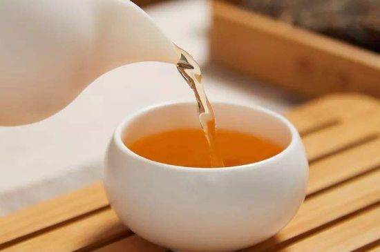 泡好的茶水放冰箱能保存多久，泡好的茶冷藏放多久？