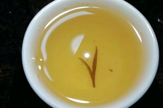 好壞金駿眉圖片對(duì)比，怎么挑選金駿眉茶葉