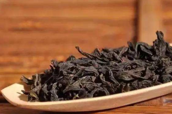 怎樣炭焙巖茶？揭秘武夷巖茶的炭焙技藝