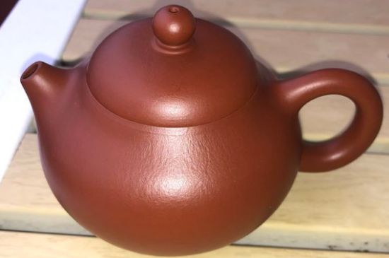 手工紫砂壺和模具壺有什么區(qū)別，快速鑒別手工壺模具壺