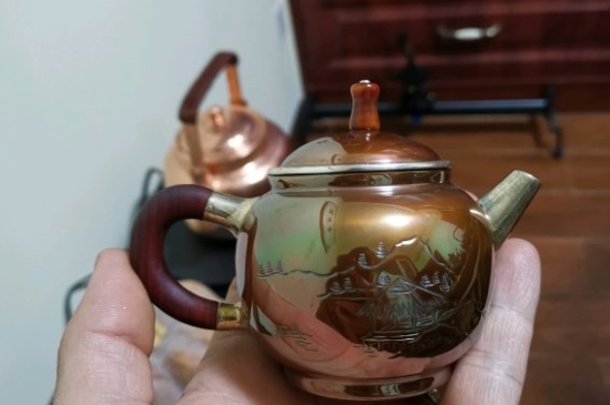 常見的七大材質(zhì)的茶具優(yōu)缺點，用什么材質(zhì)的茶具泡茶最好？