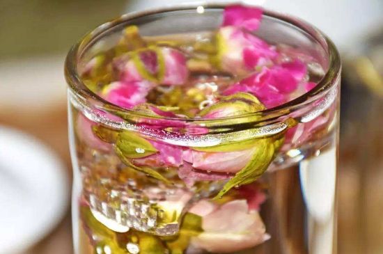 好玫瑰花茶多少錢一斤啊，玫瑰花茶價(jià)格多少錢合理？