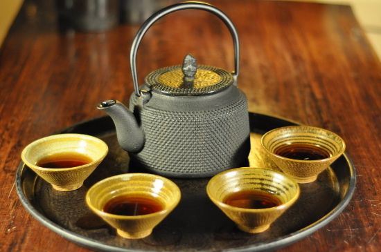 鐵壺生銹了怎么處理，如何防止鐵壺生銹