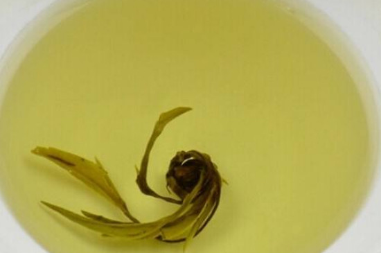 茉莉龍珠茶男人能喝嗎，男性夏季可以喝龍珠茶嗎