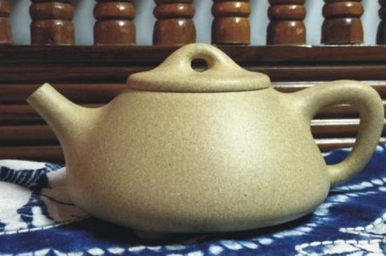 本山綠泥怎么分辨真假，真正的本山綠泥紫砂壺怎么鑒別？