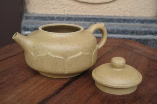 本山綠泥怎么分辨真假，真正的本山綠泥紫砂壺怎么鑒別？
