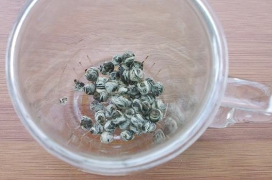 茉莉龍珠茶男人能喝嗎，男性夏季可以喝龍珠茶嗎