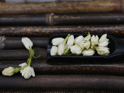 茉利花茶有什么功效作用，不適合什么人喝？