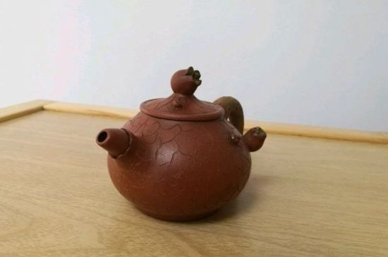 朱泥紫砂壺如何開(kāi)壺，朱泥壺日常泡茶養(yǎng)護(hù)