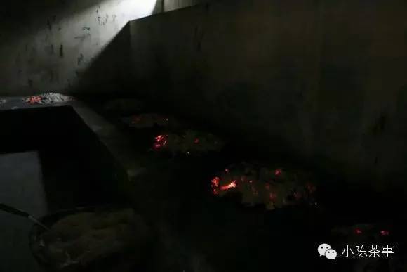 怎樣炭焙巖茶？揭秘武夷巖茶的炭焙技藝