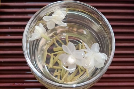 茉莉泡水禁忌，喝茉莉茶葉有什么禁忌