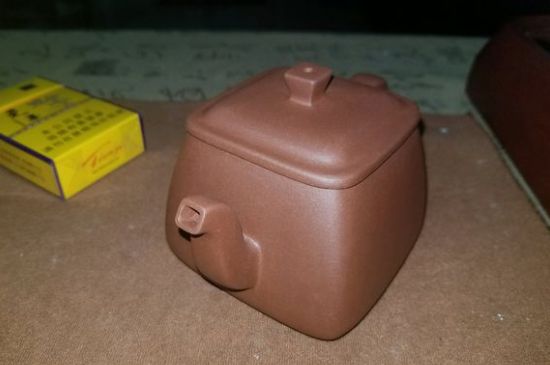 手工紫砂壺和模具壺有什么區(qū)別，快速鑒別手工壺模具壺