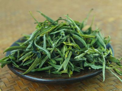 毛峰和毛尖哪個(gè)好一點(diǎn)，毛尖茶好還是毛峰茶好？