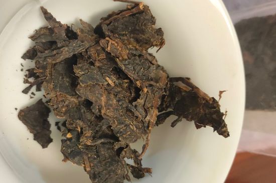 一天什么時候喝黑茶最好，喝黑茶一天最佳時間和季節(jié)