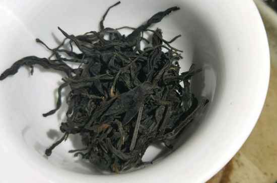 正山小種適合女人喝嗎，女人經(jīng)常喝正山小種茶好嗎