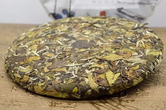 怎么撬老白茶茶餅不容易碎，福鼎白茶如何撬茶方法