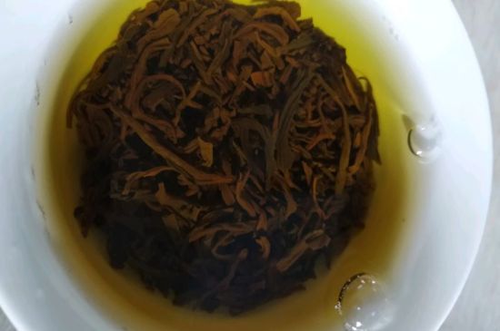 正山小種很細(xì)還很黑亮，正山小種越細(xì)越好嗎