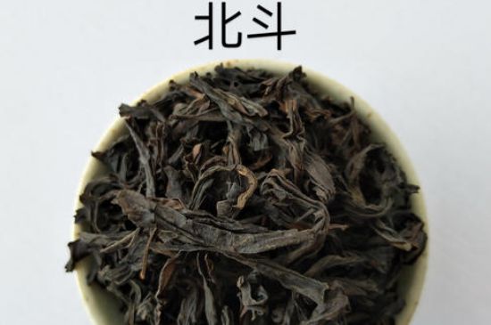 大紅袍四大品種有哪些，大紅袍的種類和著名品種特點(diǎn)介紹