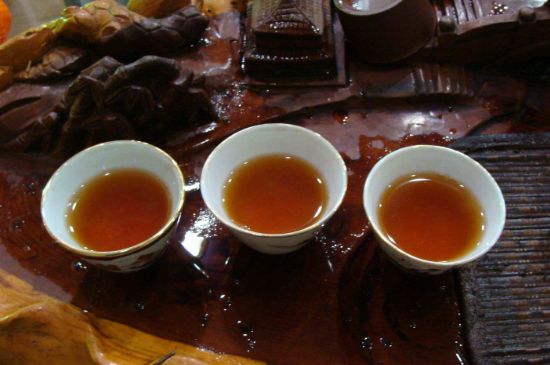 大紅袍四大品種有哪些，大紅袍的種類和著名品種特點(diǎn)介紹