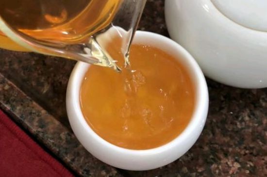 女人晚上喝紅茶好嗎，女人紅茶啥時候喝最好？